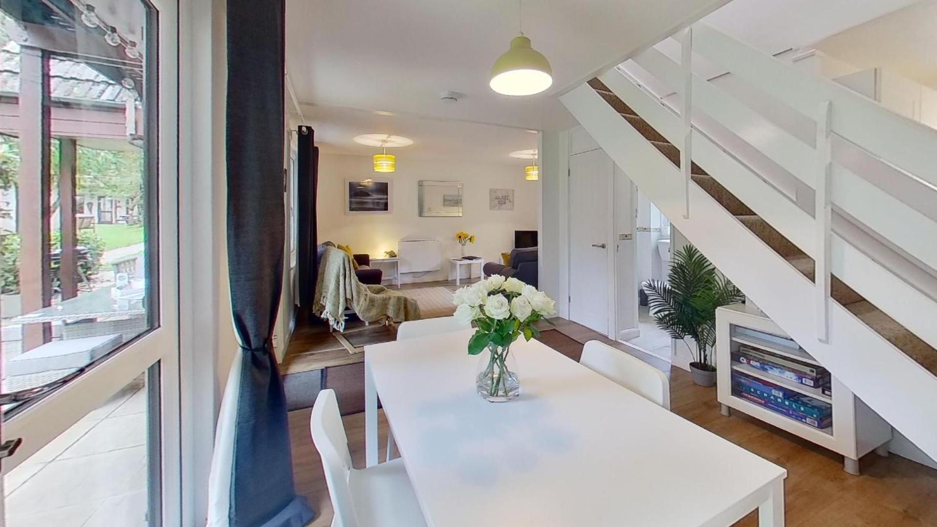 45 Trevithick Court, Tolroy Manor Villa Хейл Екстериор снимка