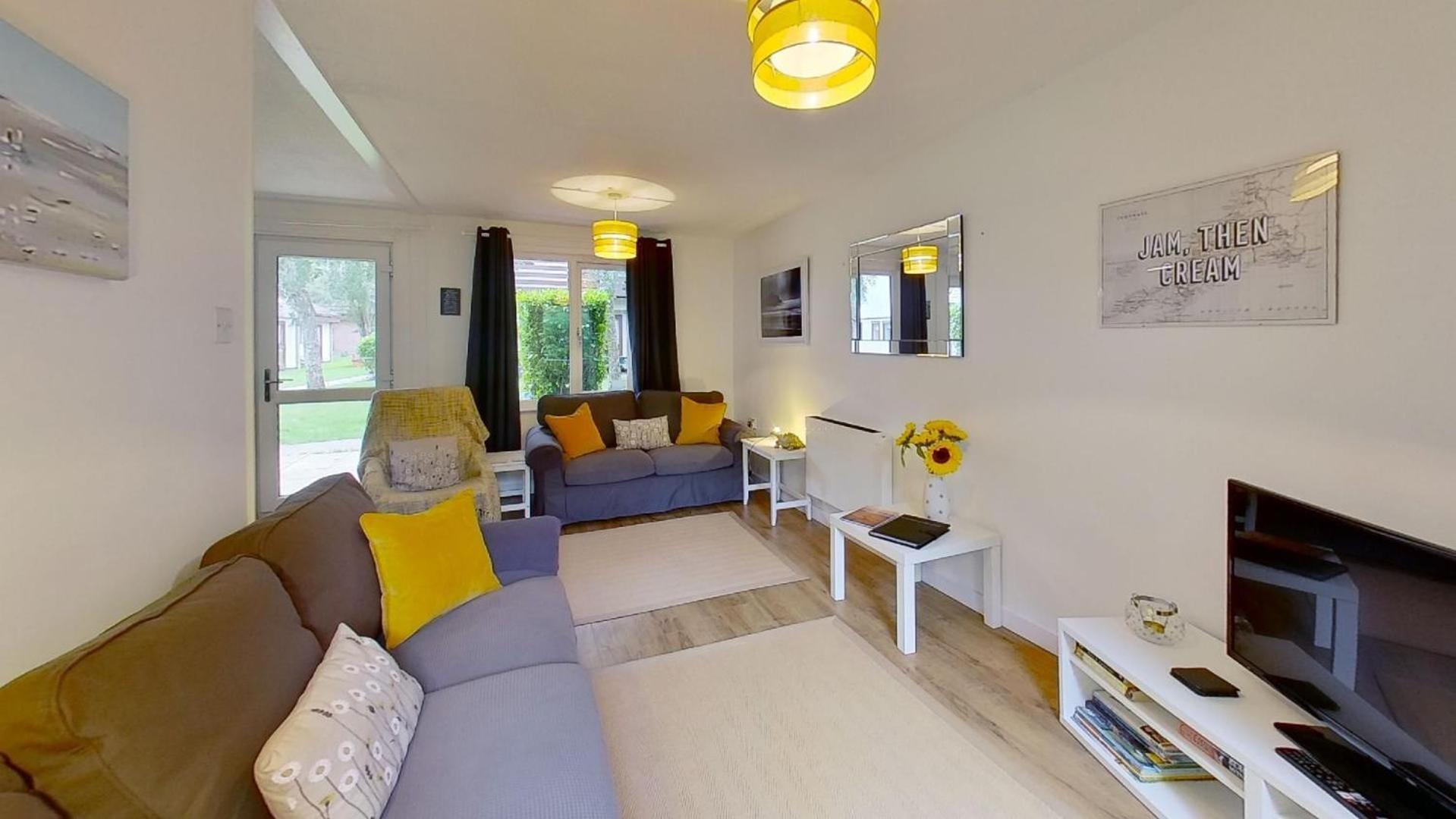45 Trevithick Court, Tolroy Manor Villa Хейл Екстериор снимка